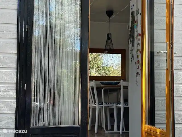 Vacquières, Parc le Duc n° 262 | France, Hérault, Vacquières - chalet
