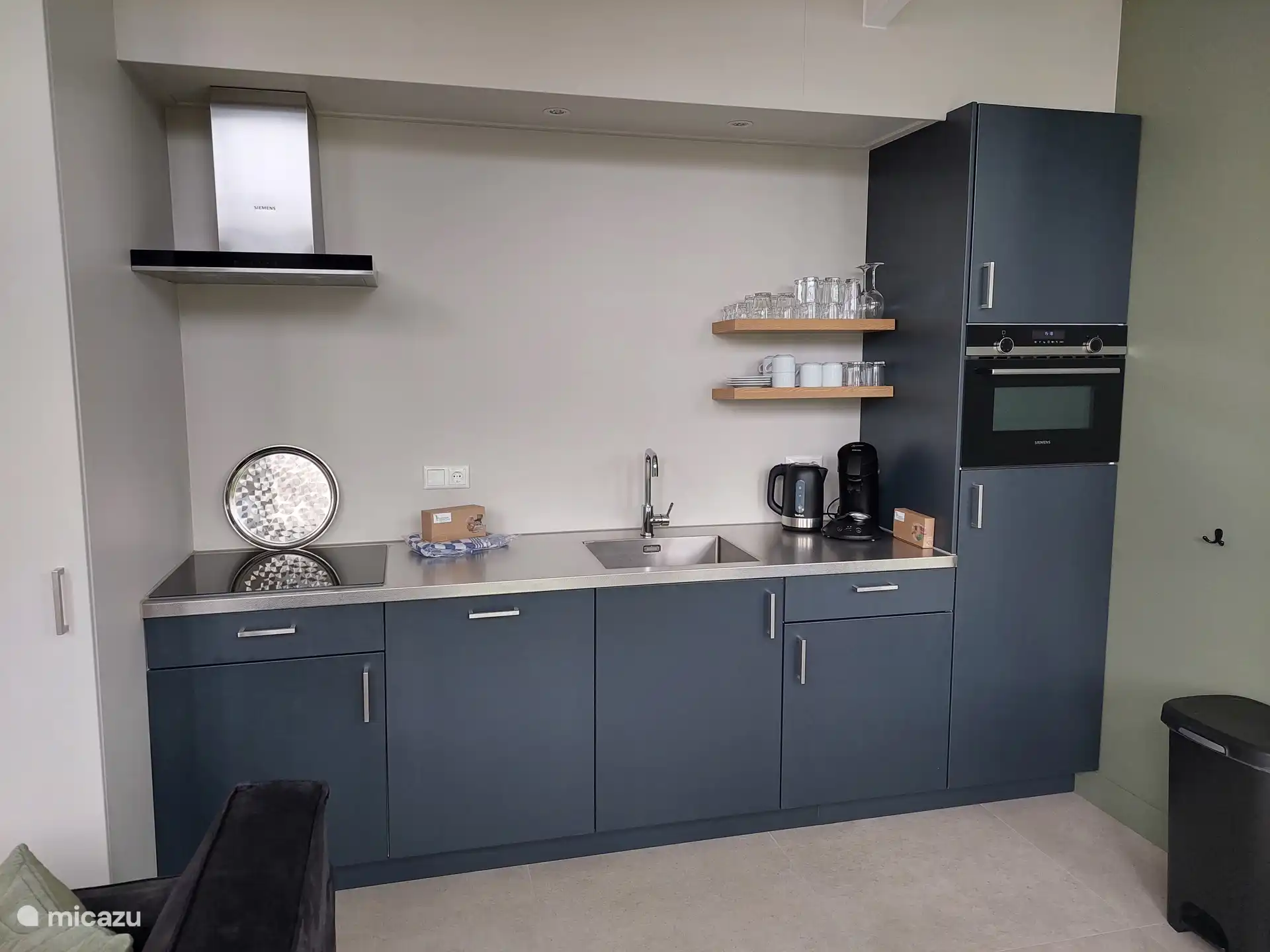 Keuken van alle gemakken voorzien.