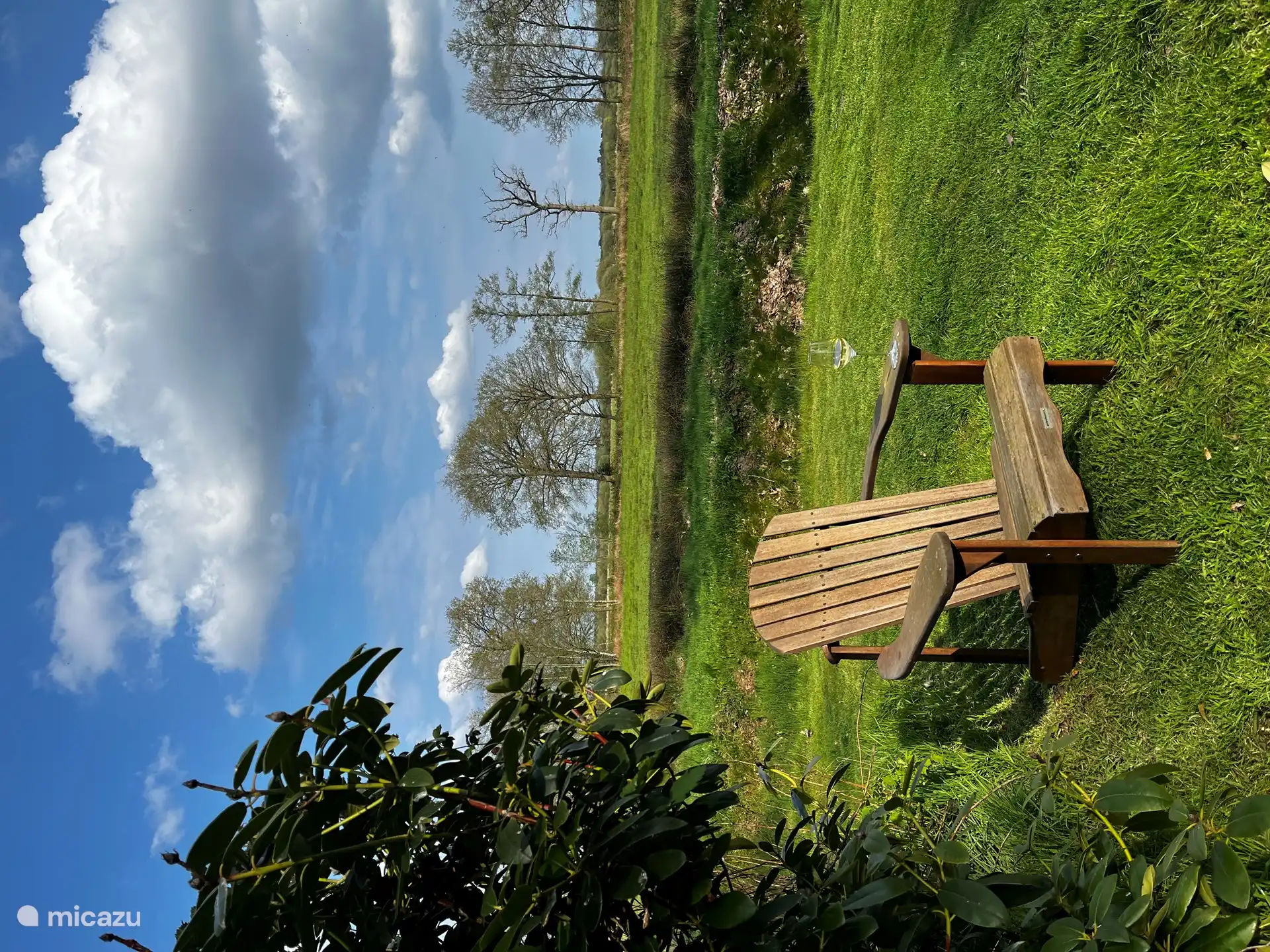 Mehrere Sitze und Sitze