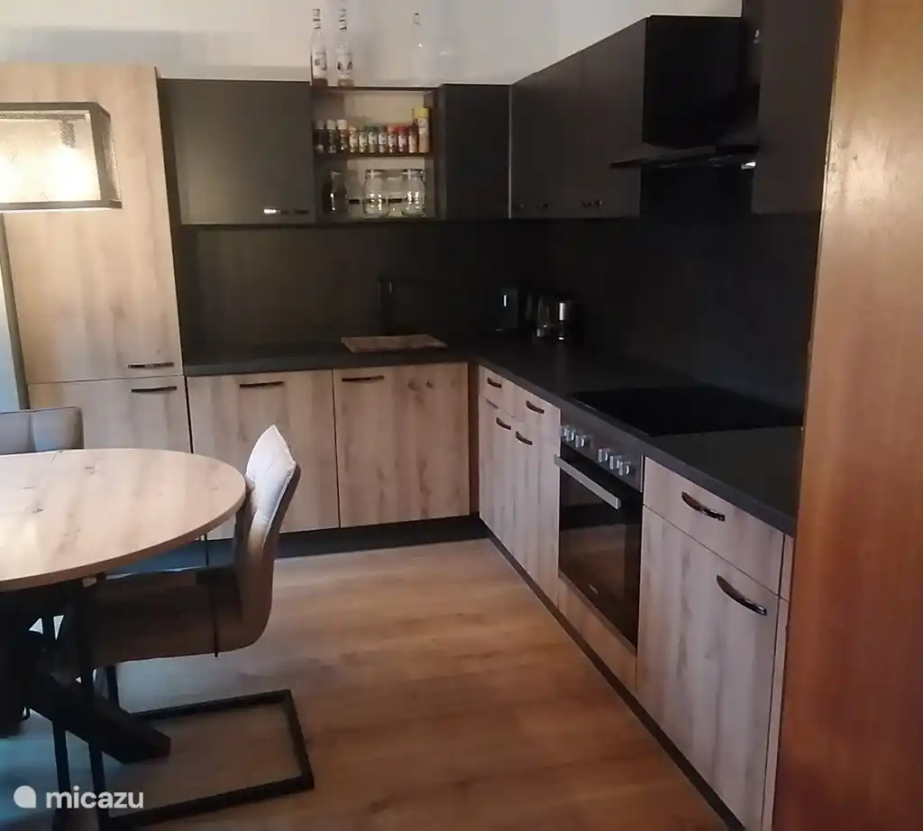 HAUS VANESSA