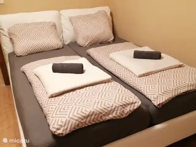 Location de Vacances Autriche, Carinthie, Nötsch, appartement - HAUS VANESSA 2 lits avec beaucoup d’espace de rangement
