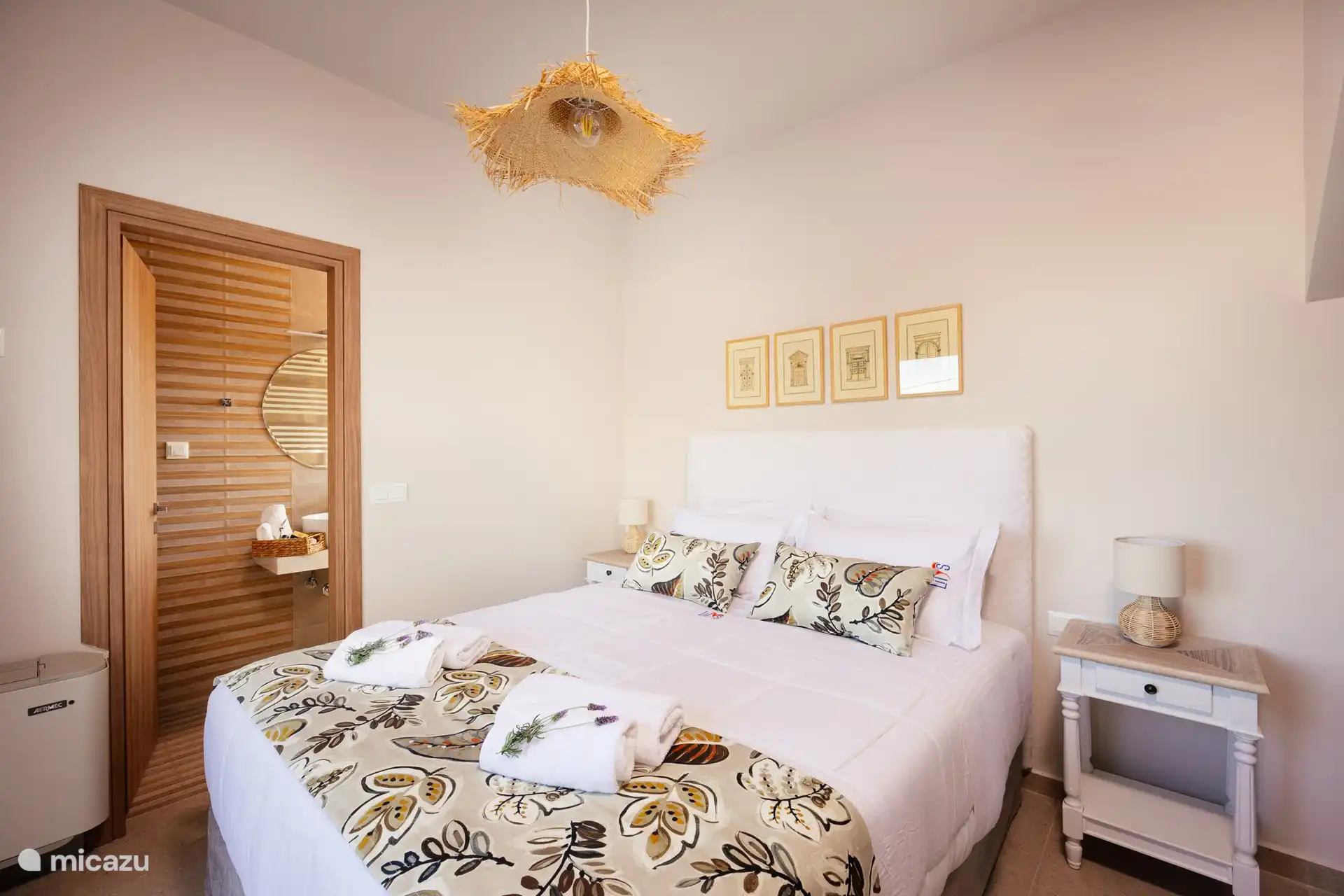 Both bedrooms have en-suite bathrooms