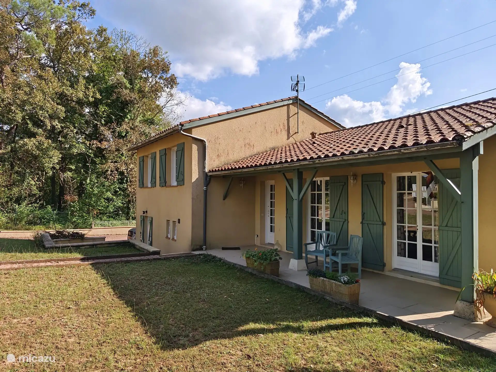 Schöne Aussicht auf die Wiesen, für absolute Ruhe und Privatsphäre