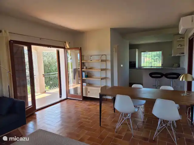 Villa Ensueño en España, Costa Brava, Calonge - villa Salón de la planta superior.