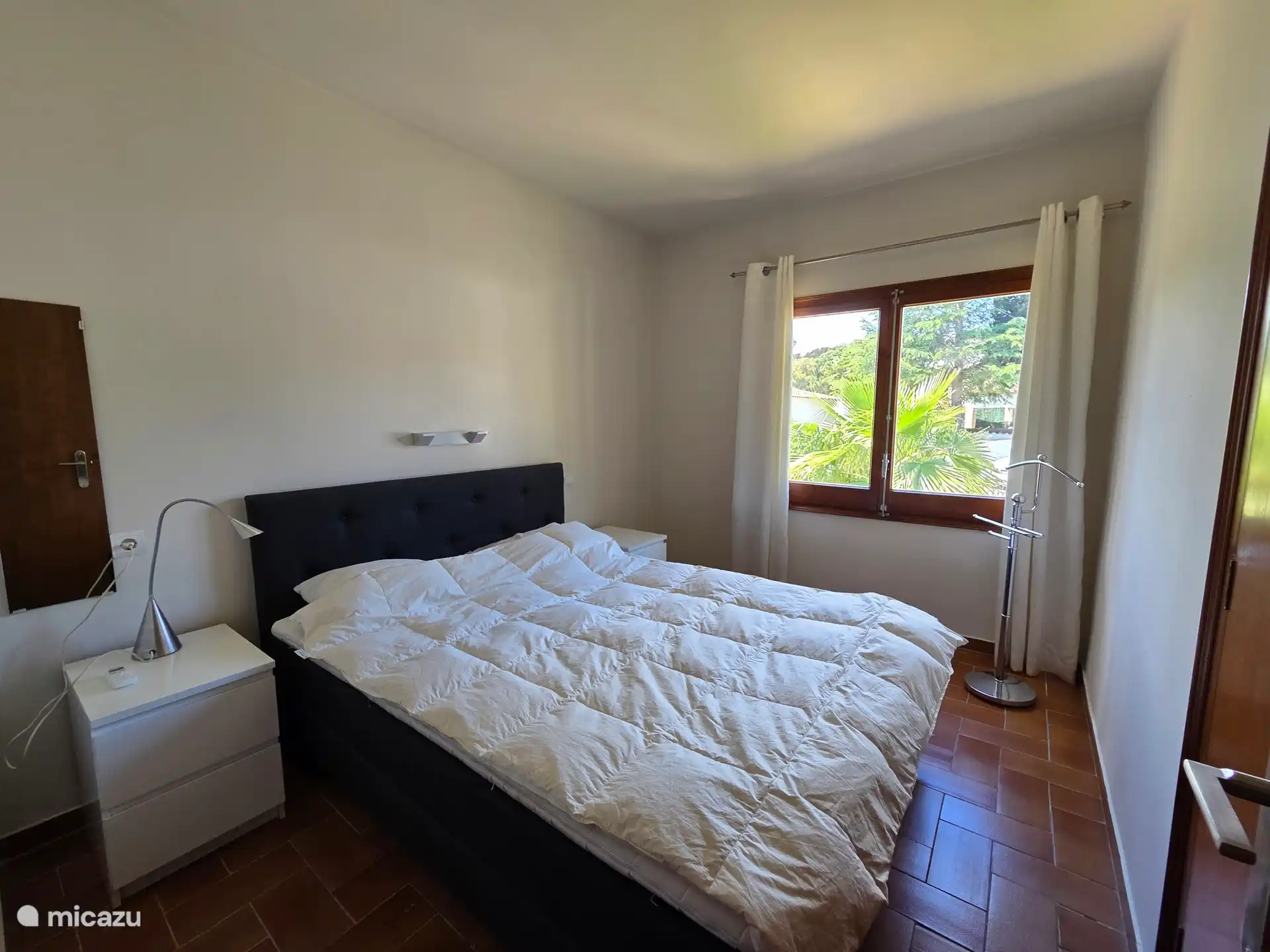 Chambre à l’étage 1/4