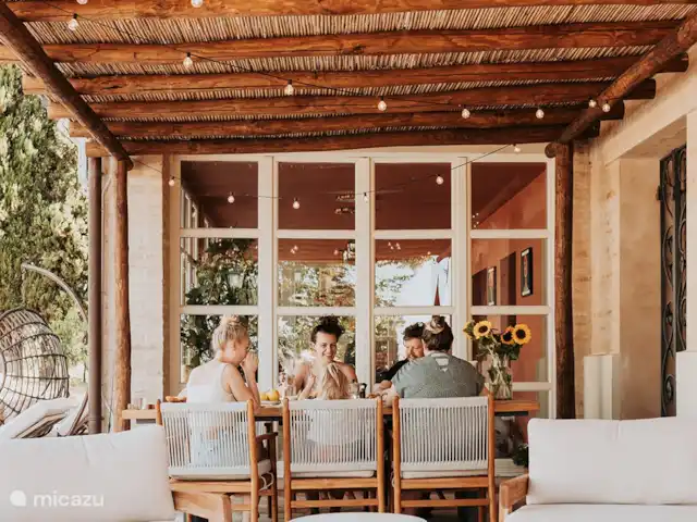 Maniero Montecassiano en Italia, Marche, Macerata - villa Patio exterior