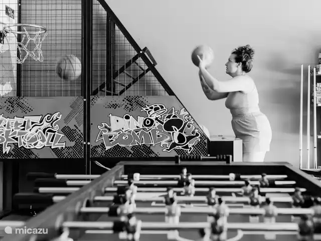 Maniero Montecassiano en Italia, Marche, Macerata - villa Salón de arcadas