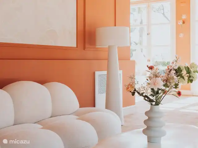 Maniero Montecassiano en Italia, Marche, Macerata - villa Casa de cristal