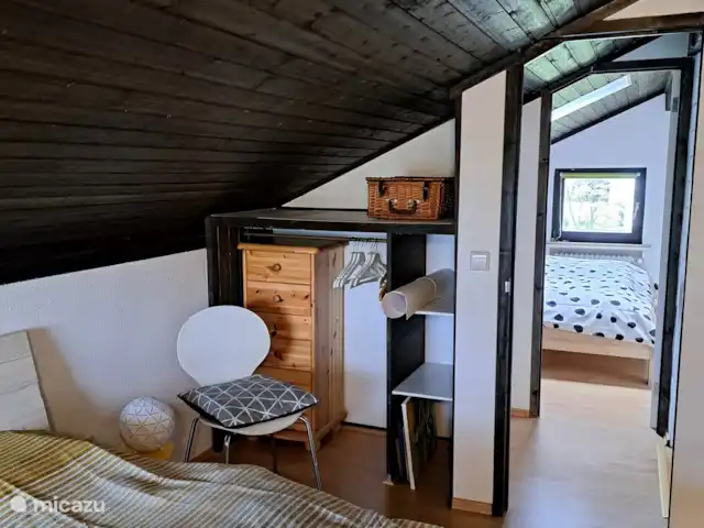 Eifel-huis Lissendorf huren in Duitsland, Eifel, Lissendorf - vakantiehuis Tussen beide slaapkamers is een kleine hal.