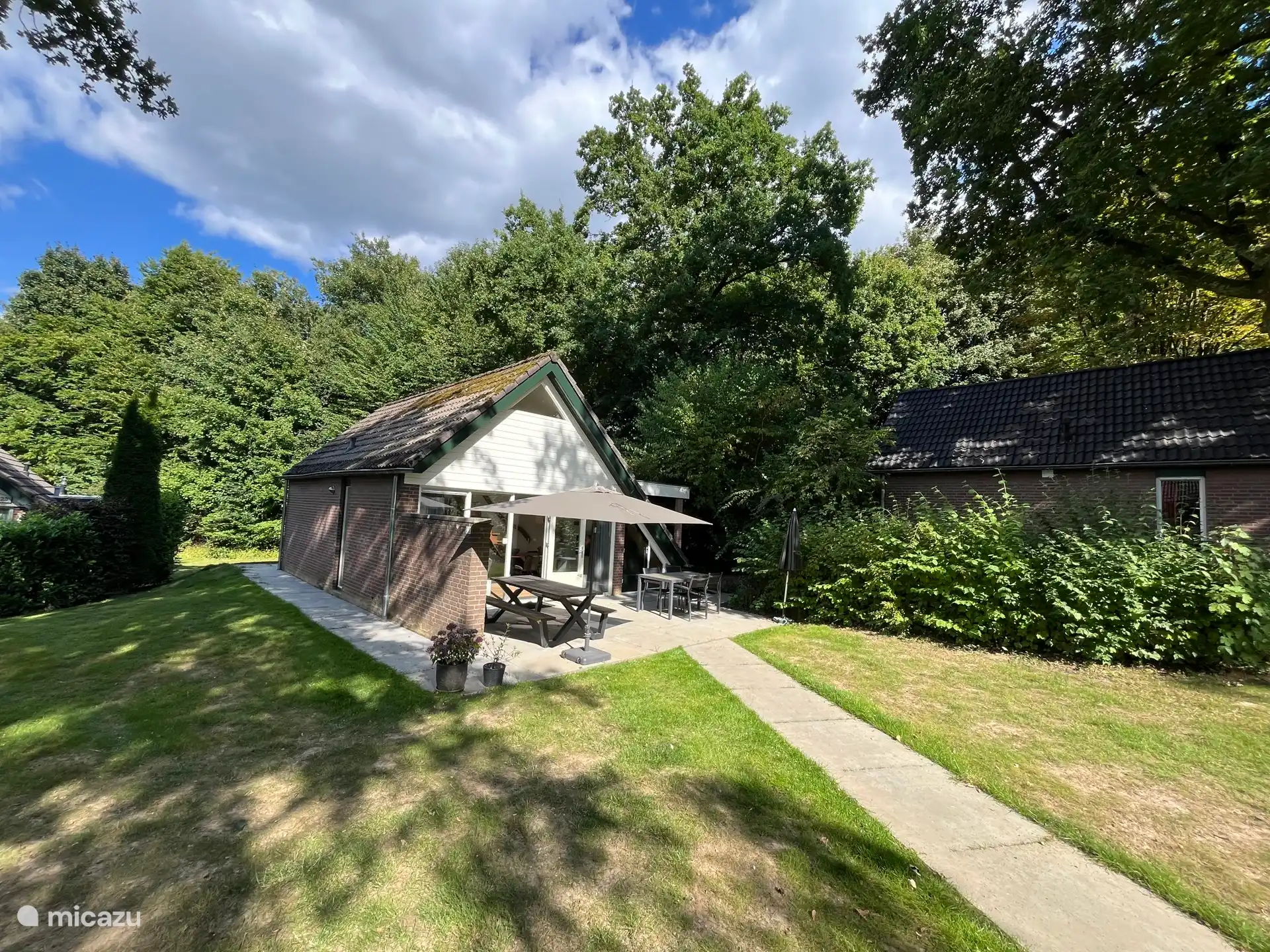 The secluded cottage