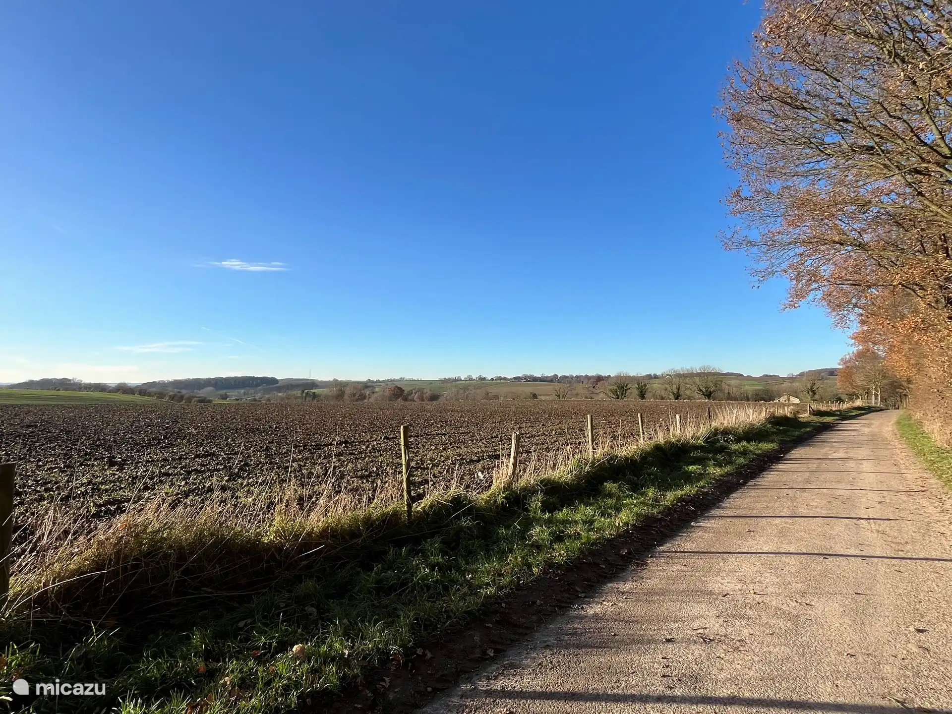 Right next to the park is a nice path with access to the hills.