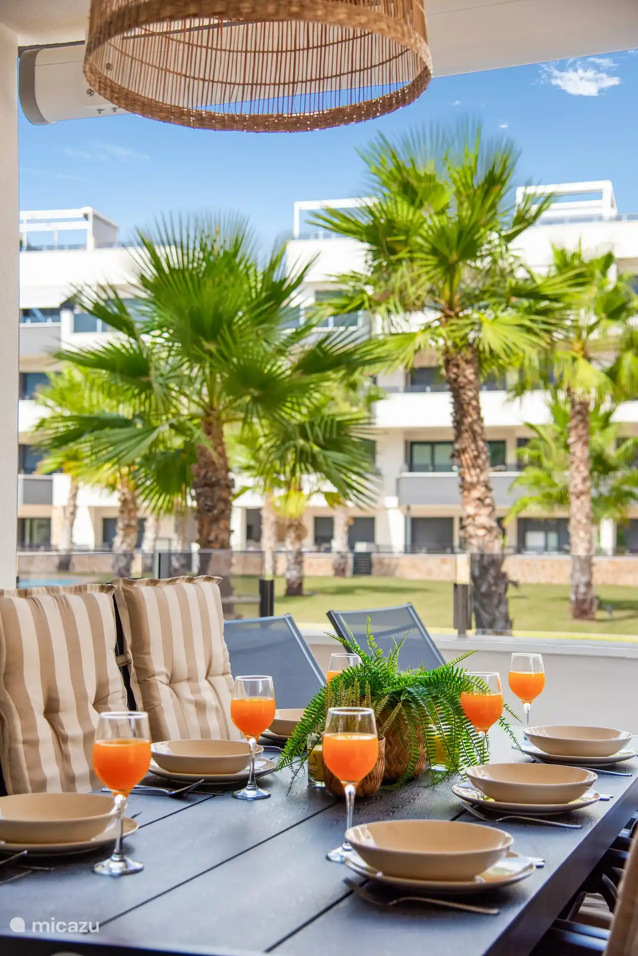 Tuinset met 6 stoelen