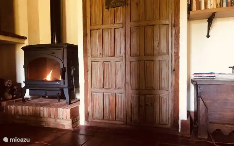 Kachel met hout inbegrepen