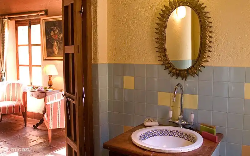 CASA BUHO