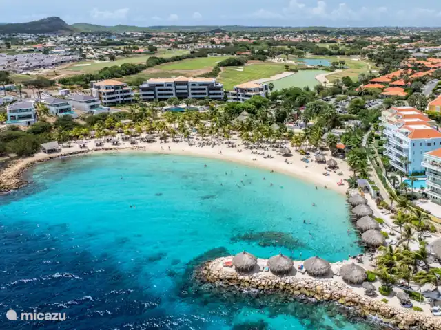 NEW! Villa Jazmyn 40 Blue Bay Resort huren in Curaçao, Curacao-Midden, Blue Bay - villa Op slechts een korte wandeling van de villa (600 meter) ligt het witte zandstrand van Blue Bay.