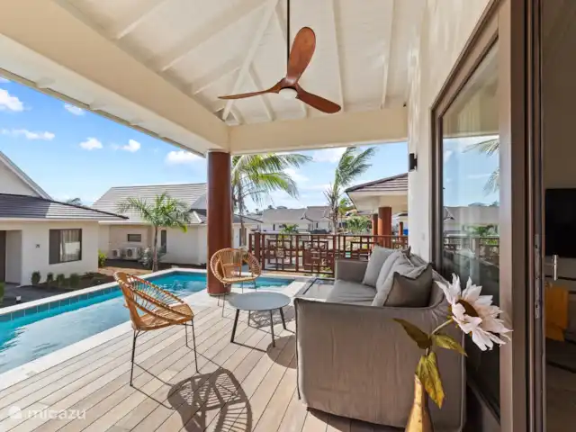 NEW! Villa Jazmyn 40 Blue Bay Resort huren in Curaçao, Curacao-Midden, Blue Bay - villa Heerlijke zithoek, ontspannen aan het zwembad