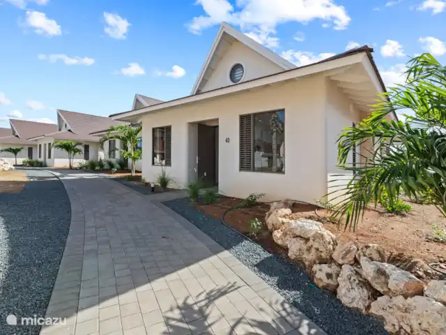 NEW! Villa Jazmyn 40 Blue Bay Resort huren in Curaçao, Curacao-Midden, Blue Bay - villa Voordeur / ingang Villa Jazmyn 40