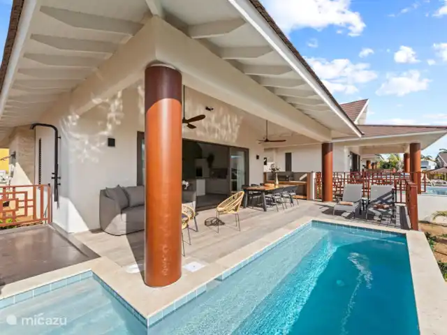 NEW! Villa Jazmyn 40 Blue Bay Resort huren in Curaçao, Curacao-Midden, Blue Bay - villa Neem een verfrissende duik in het zwembad. Er is ook een buitendouche aanwezig