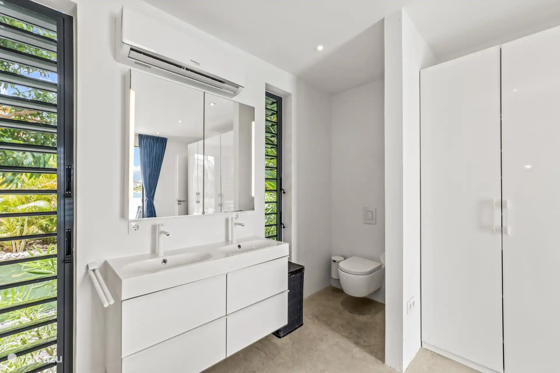 Badkamer bij slaapkamer 1