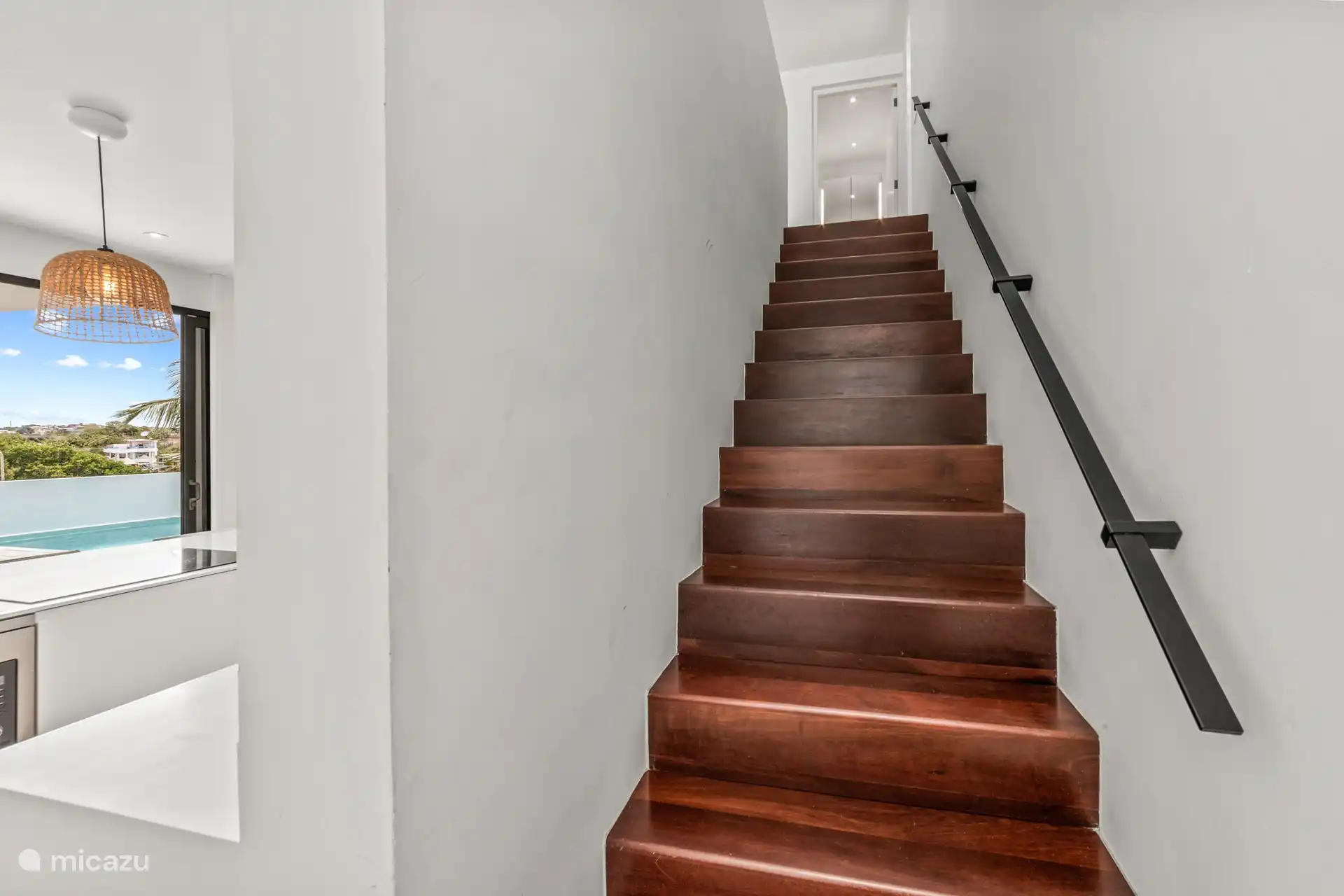 Trap naar de tweede verdieping