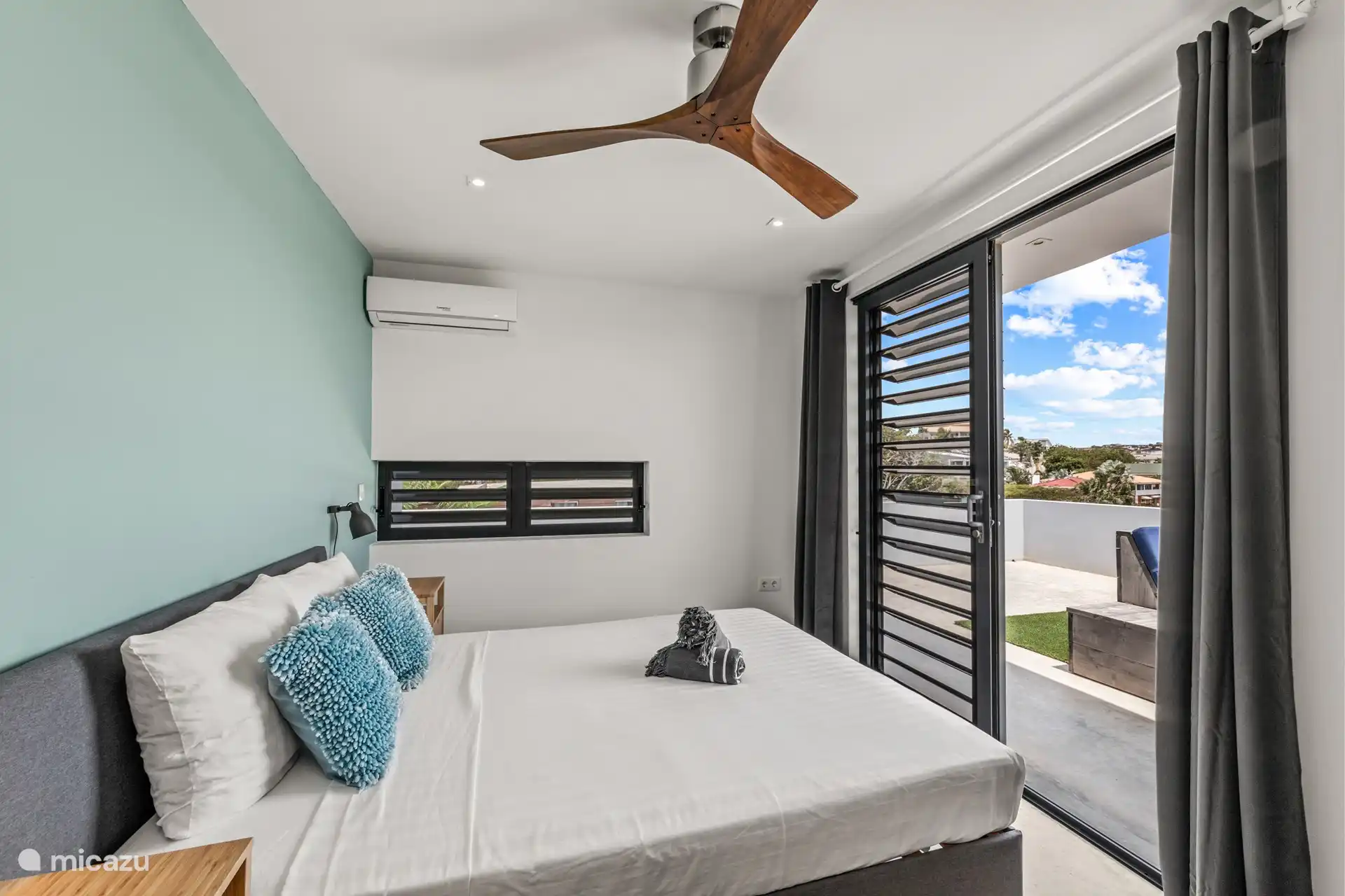 Slaapkamer 3, plafond fan & airconditioning beschikbaar