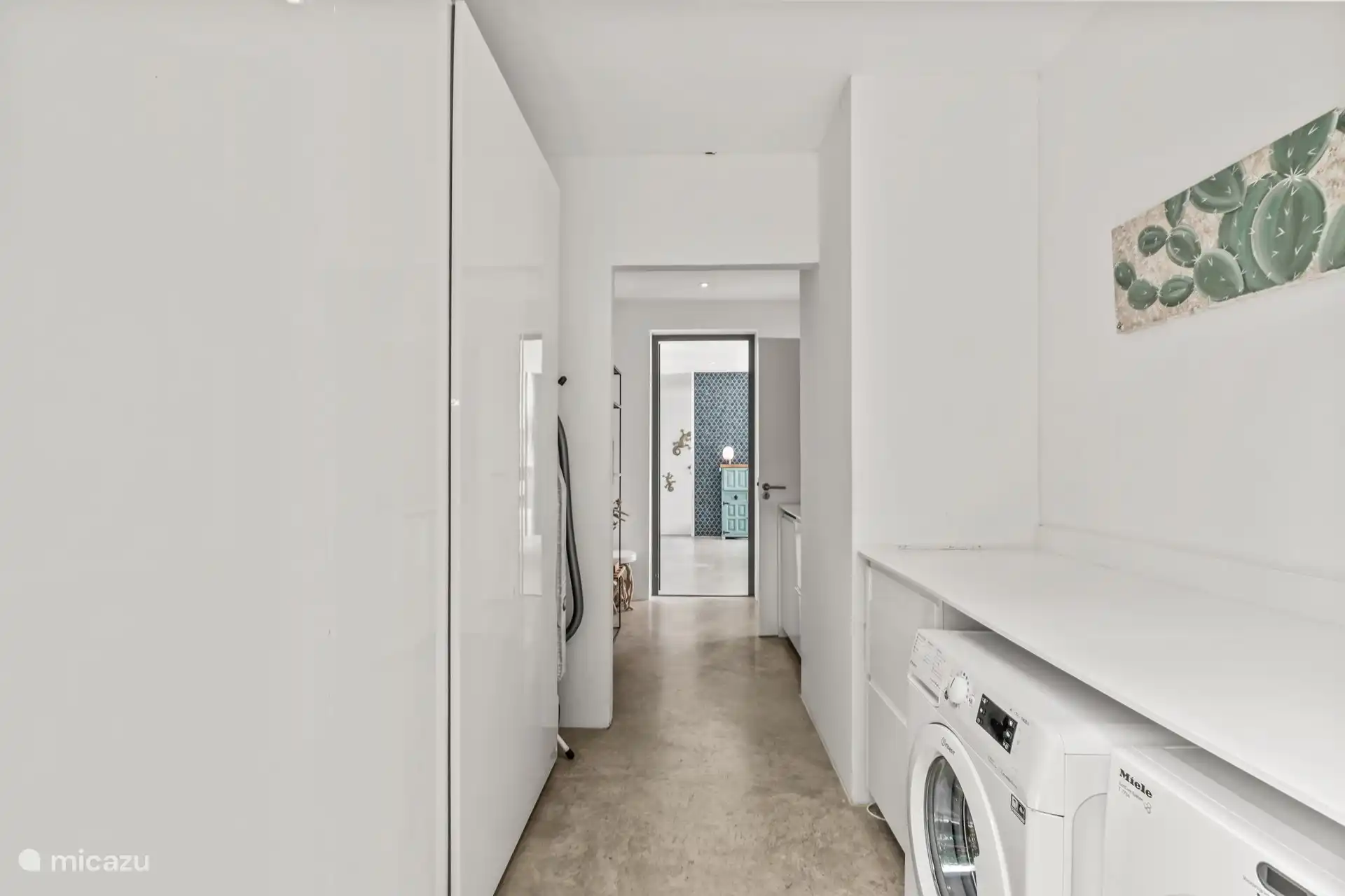 Wasruimte, wasmachine & droger beschikbaar