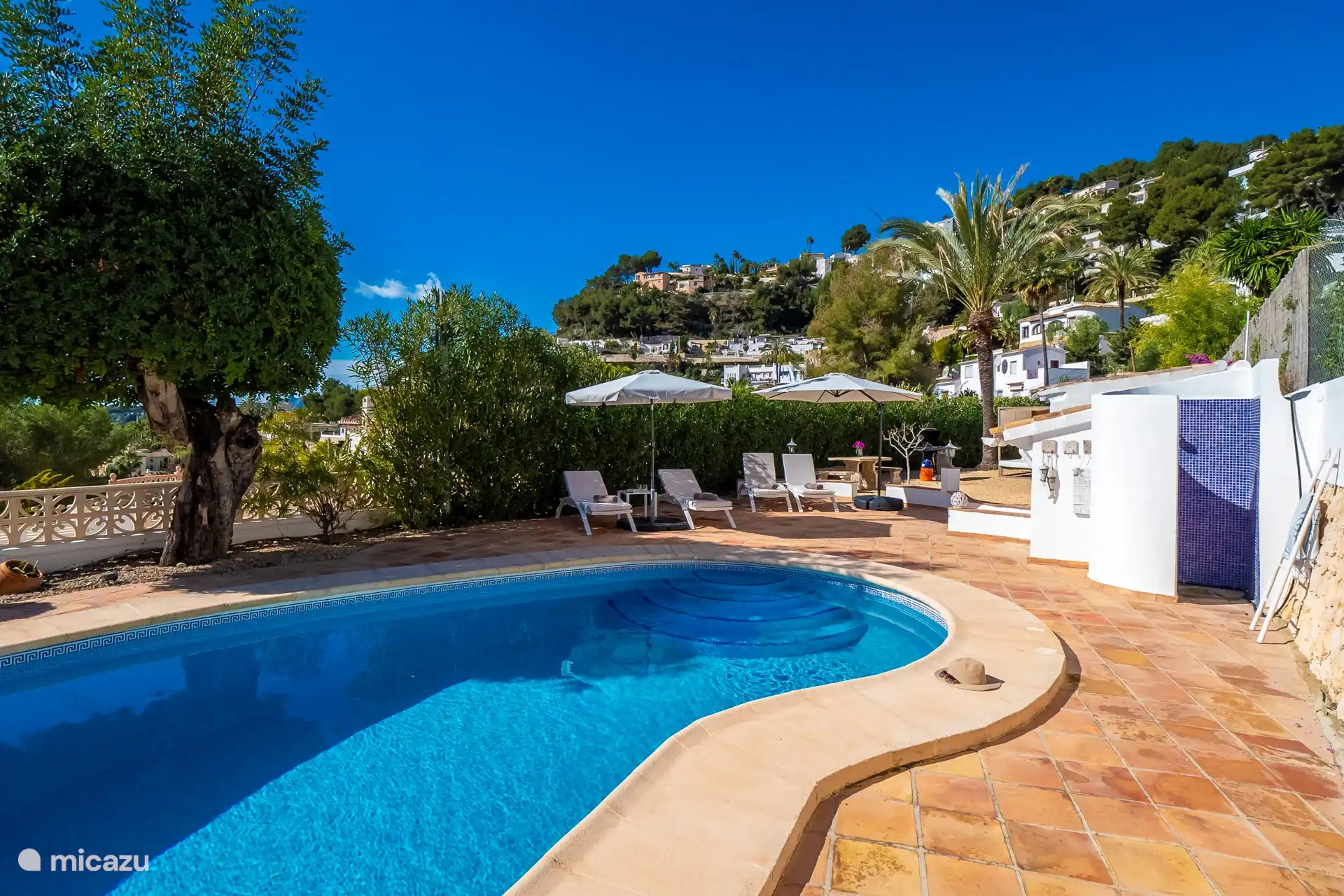 La Villa Pequena Joya est une villa de plain-pied, moderne et attrayante avec piscine privée.