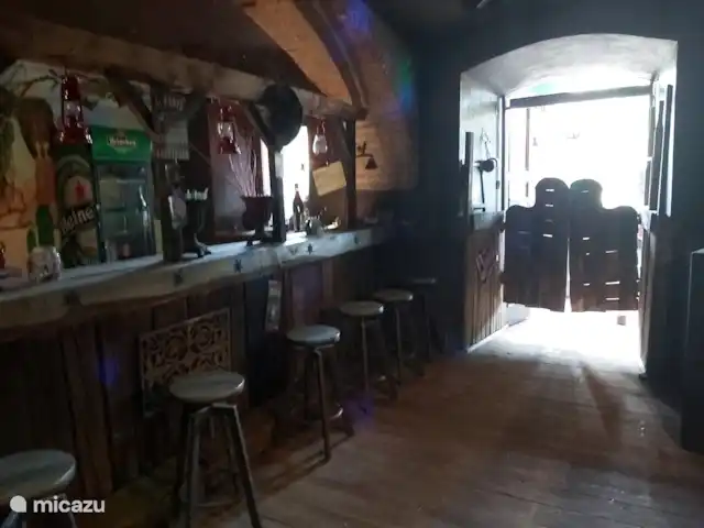 Zichovec`Bohemia huren in Tsjechië, Zuid-Bohemen, Strunkovice nad Blanicí - appartement De bar