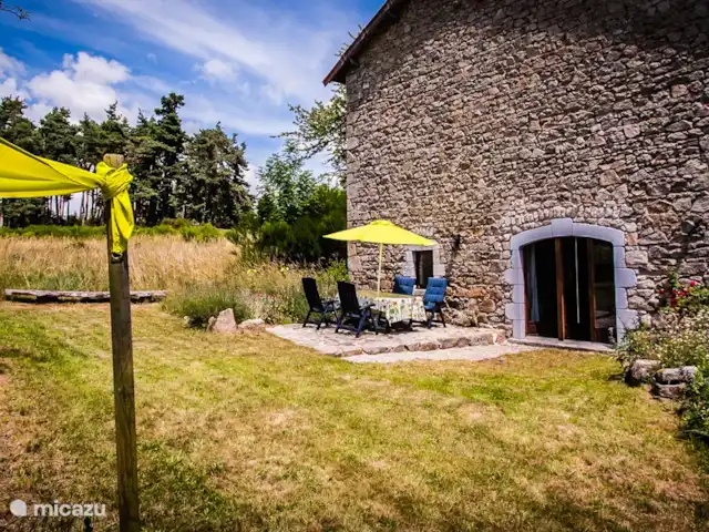 Location de Vacances France, Haute-Loire, Bellevue-la-Montagne, appartement - Le Pinatou Location de Vacances France, Haute-Loire, Bellevue-la-Montagne, appartement - Le Pinatou