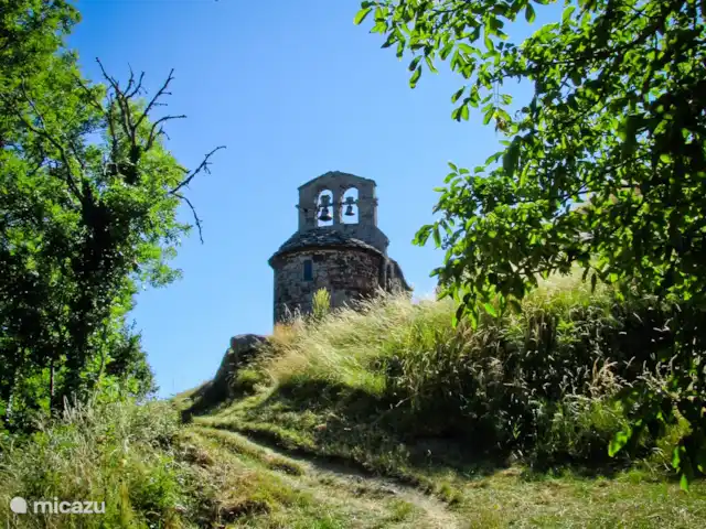Location de Vacances France, Haute-Loire, Bellevue-la-Montagne, appartement - Le Pinatou Petite chapelle pelgrimage