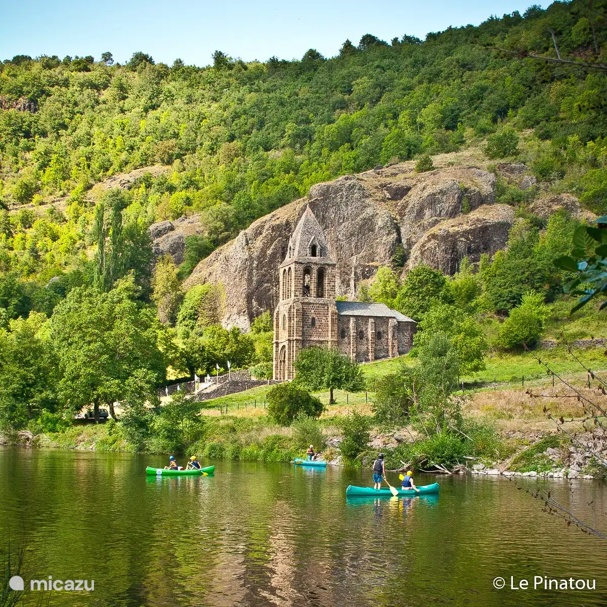 Canoe/kayak on the river Allier
