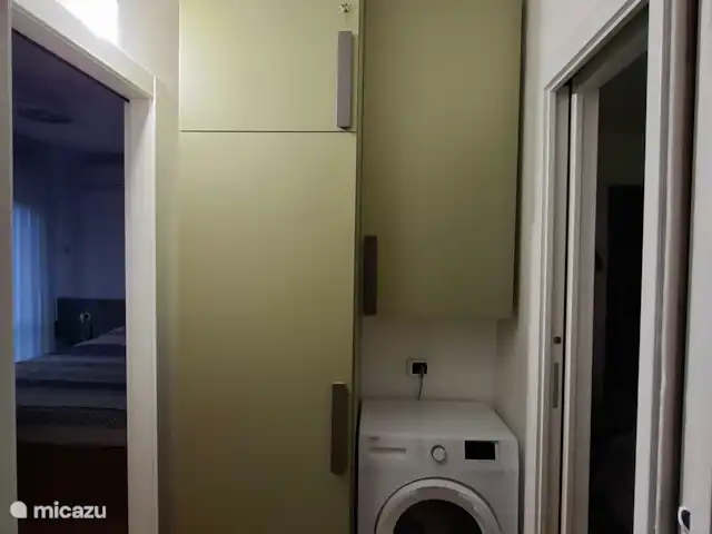 Porto Letizia Apartamento P5 en Italia, Lagos italianos, Porlezza - apartamento Espacio en el armario, lavadora