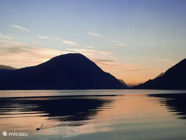 Porto Letizia Apartamento P5 en Italia, Lagos italianos, Porlezza - apartamento Vista sobre el lago, complejo de apartamentos trasero