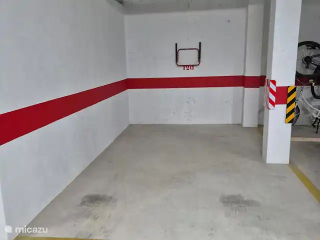 Location de Vacances Espagne, Costa Blanca, Guardamar del Segura, appartement - Casa Croes - Plage de l’Oasis XIII Place de parking souterrain