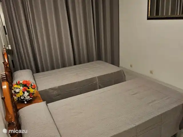 Location de Vacances Espagne, Costa Blanca, Benidorm, appartement - Brise de mer de Benidorm  Chambre 1 avec lits 2 mètres