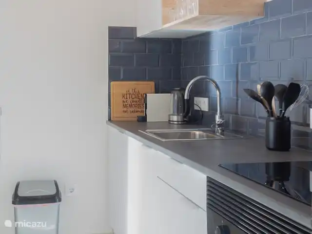 Villa Vino Pedreguer 8 personen huren in Spanje, Costa Blanca, Pedreguer - villa je kunt gebruik maken van een nespresso apparaat en/of waterkoker en een brita kan (hier kun je kraanwater mee filteren zodat het drinkbaar is)
