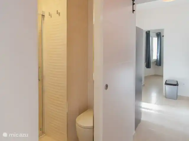 Villa Vino Pedreguer 8 personen huren in Spanje, Costa Blanca, Pedreguer - villa om ruimte te besparen is de douche te sluiten met een staldeur