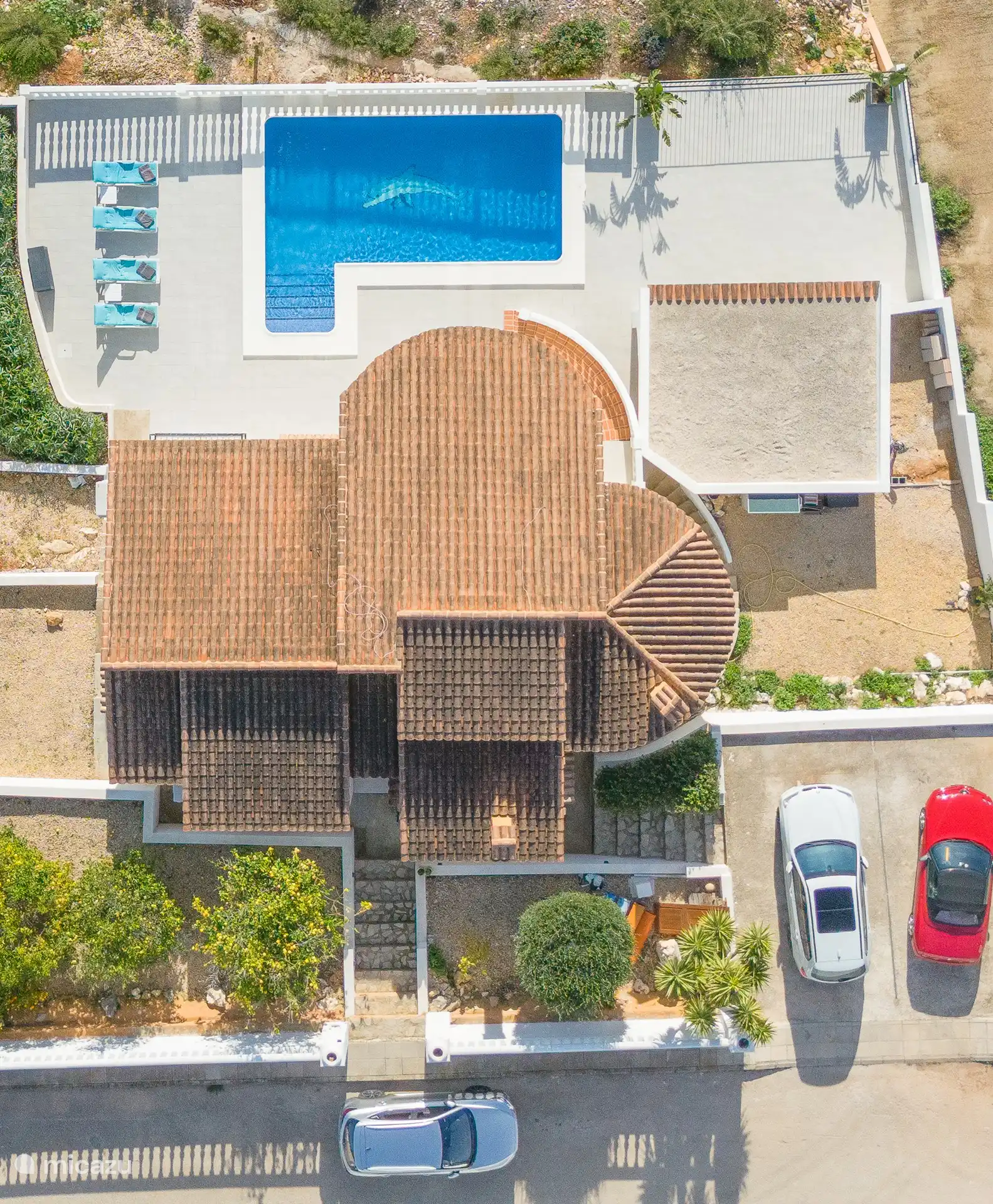 Une photo vue d’en haut sur l’ensemble de notre villa