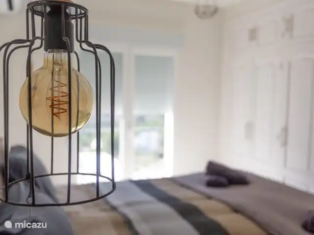 Villa Vino Pedreguer 8 personen huren in Spanje, Costa Blanca, Pedreguer - villa het zicht vanuit de badkamer en suite naar de masterbedroom