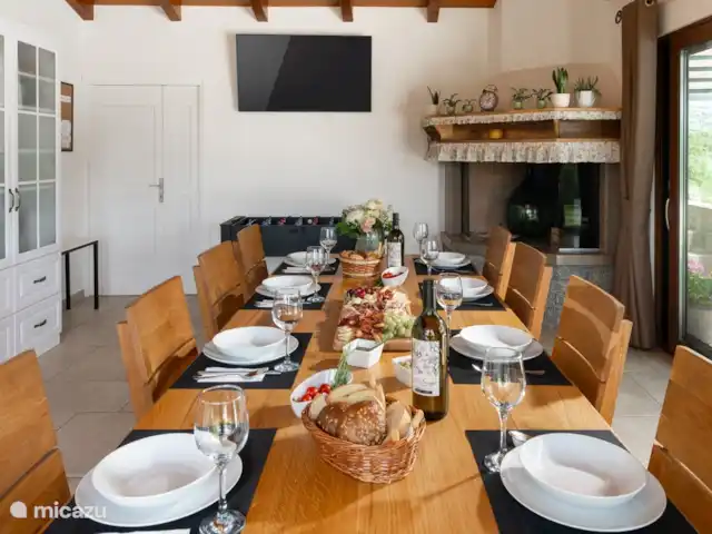 Casa Balussi | Croatie, Istrie, Buzet - villa Table à manger cuisine d’été