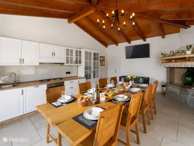 Casa Balussi | Croatie, Istrie, Buzet - villa Table à manger cuisine d’été