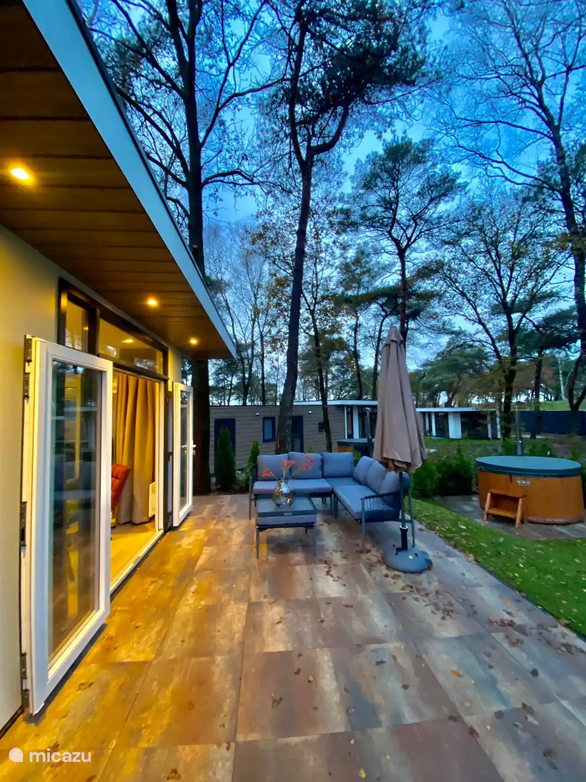 Das schöne Lounge-Sofa auf der Terrasse!