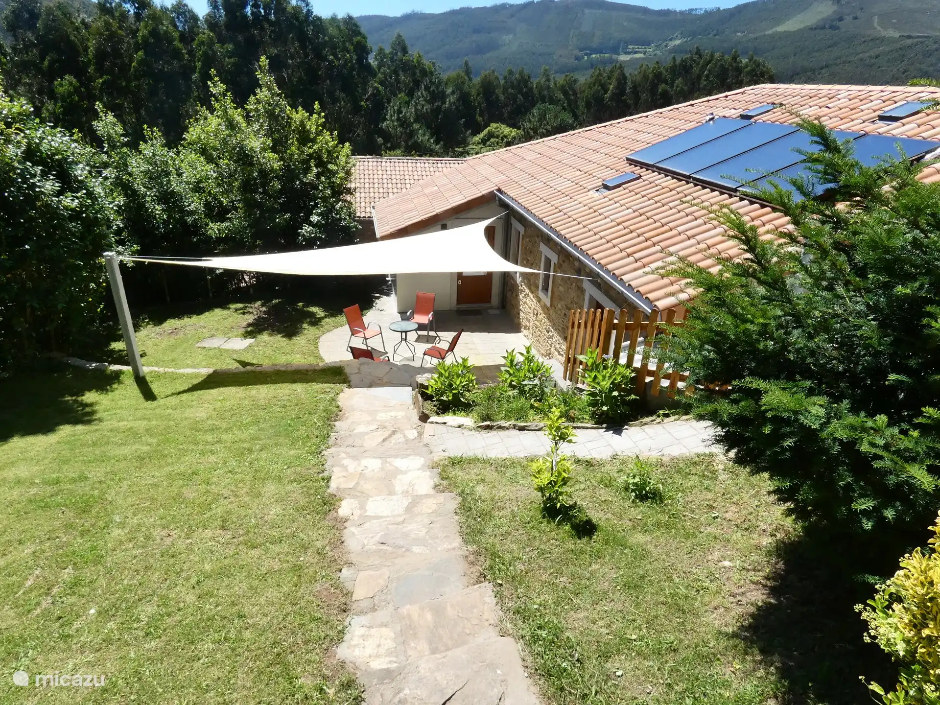 Benjamin's Enclosed Garden