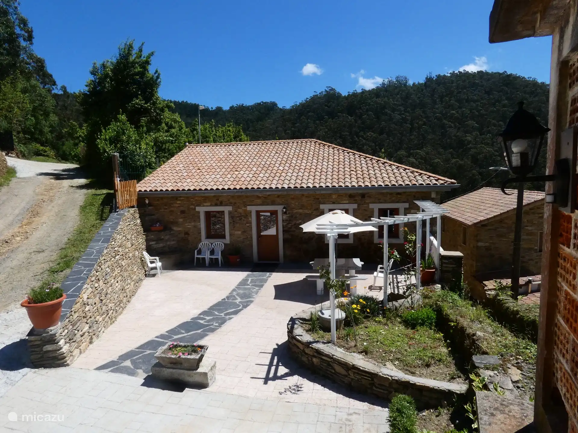 The front of Casa Benjamin