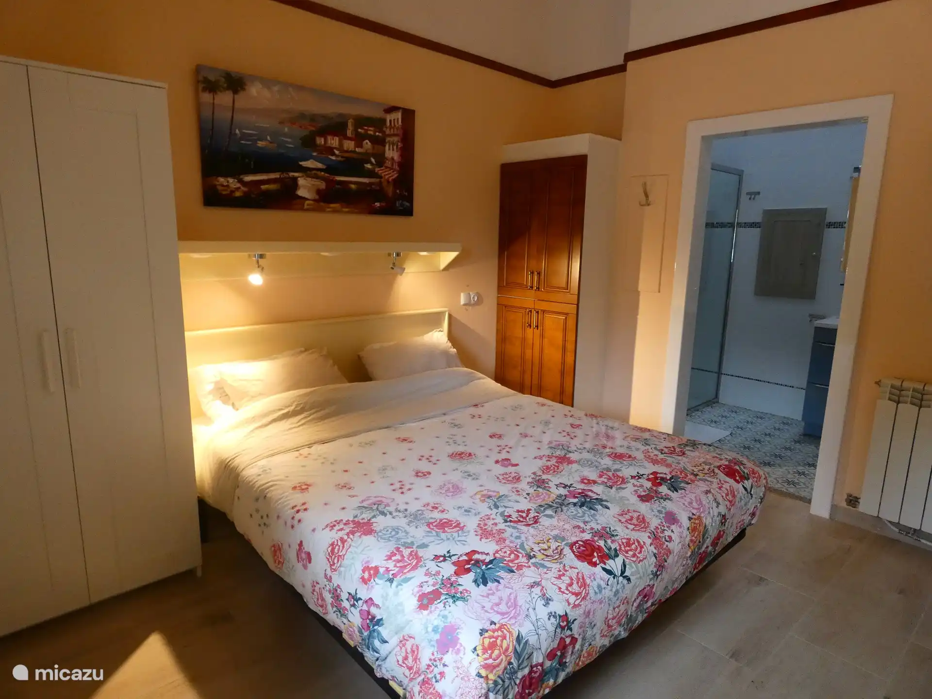 The comfortable front bedroom with queen-size double bed