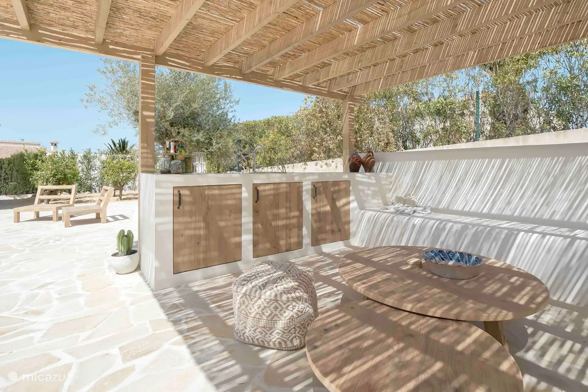 Casa d'Olivera - Buiten Lounge.