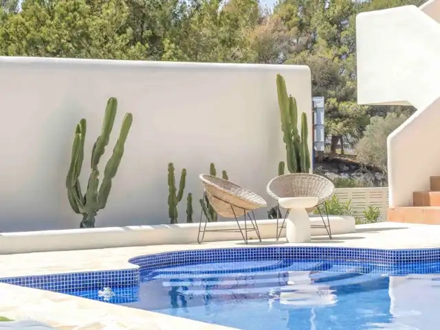 Casa d’Olivera | Espagne, Costa Blanca, Cumbre del Sol - villa Casa d’Olivera - Buitenruimte bij het zwembad.