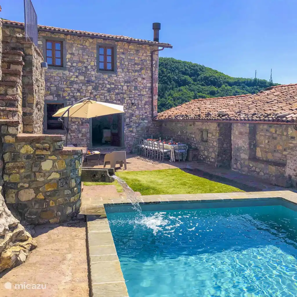 Huis met privé zwembad noord Toscane