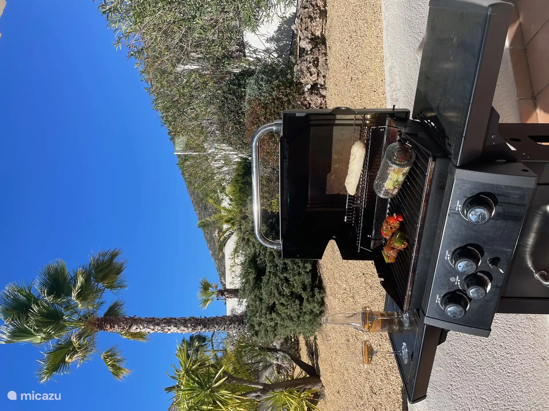 Wonderful BBQ evenings (or afternoons) with the large gas BBQ.