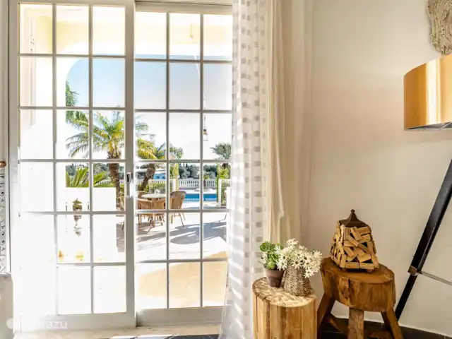 Villa Paraíso huren in Portugal, Algarve, Lagoa - vakantiehuis Woonkamer met uitzicht op het zwembad